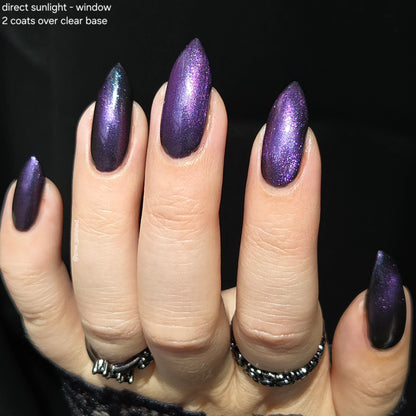 Bone Empress (magnetic)