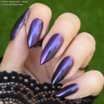 Bone Empress (magnetic)