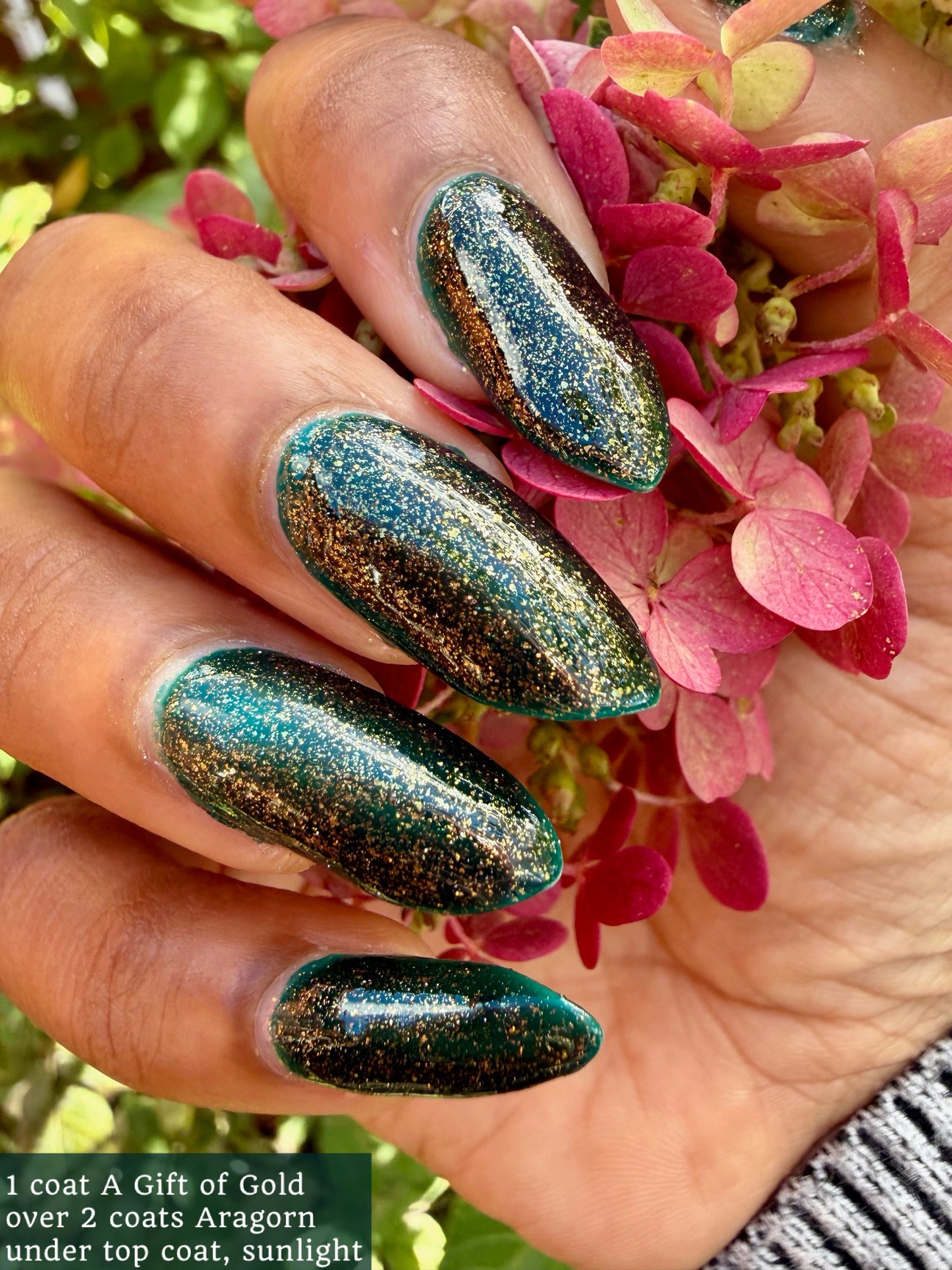 A Gift of Gold (topper)