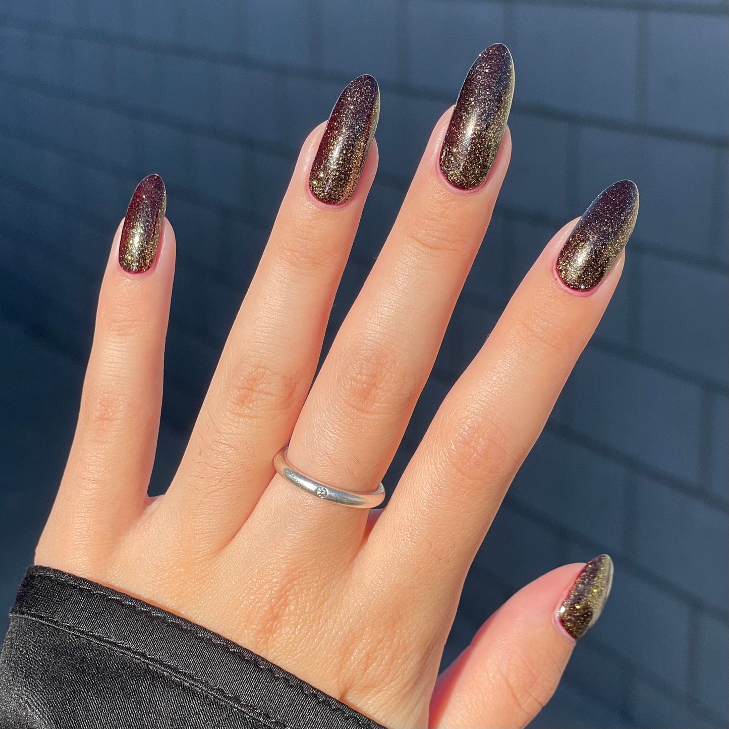 A Gift of Gold (topper)