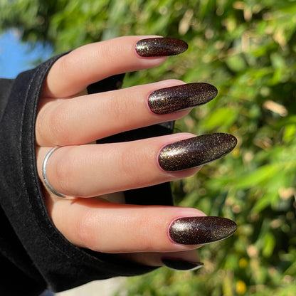 A Gift of Gold (topper)