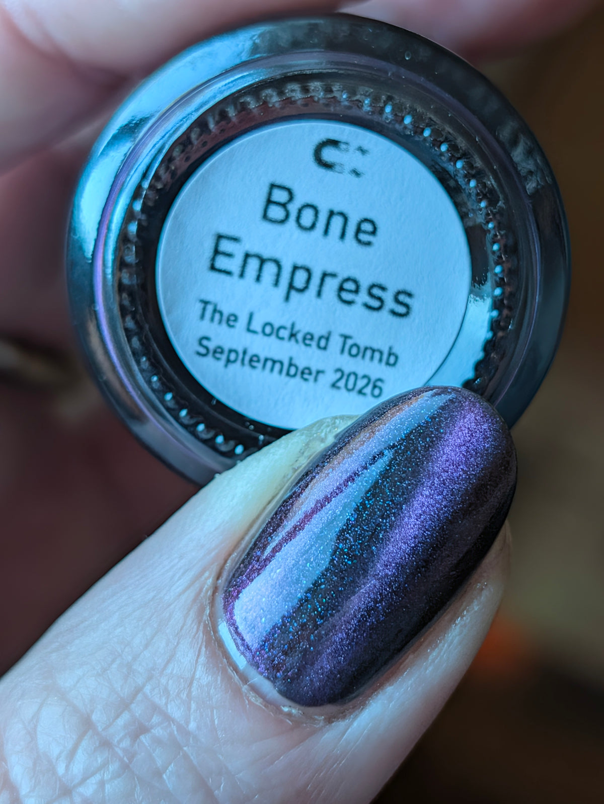 Bone Empress (magnetic)
