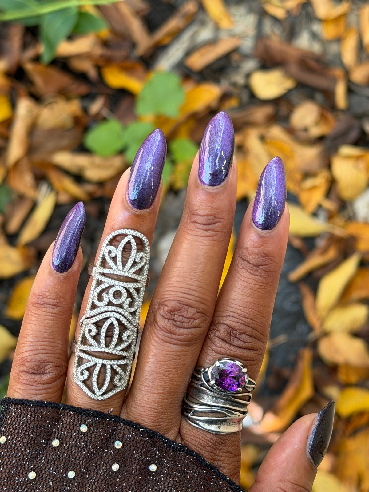 Bone Empress (magnetic)