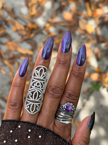 Bone Empress (magnetic)