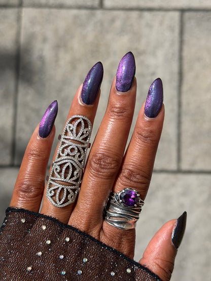 Bone Empress (magnetic)